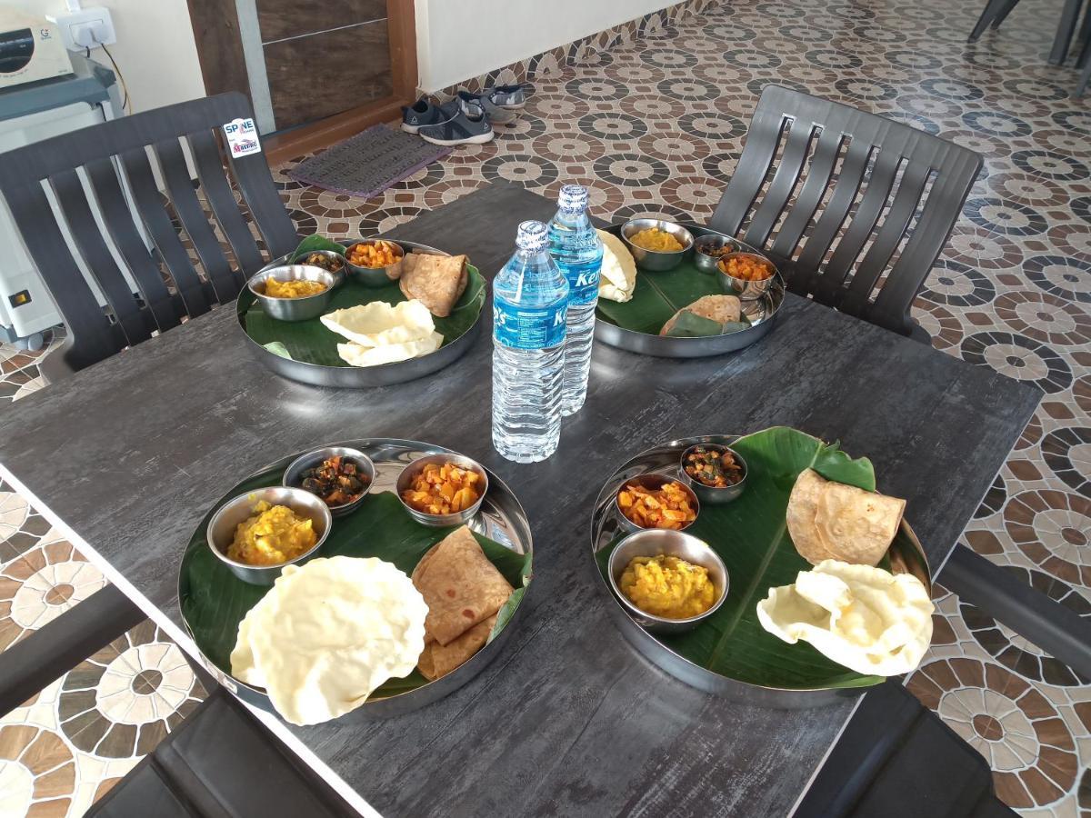 Krishna Homestay Hampi Ngoại thất bức ảnh